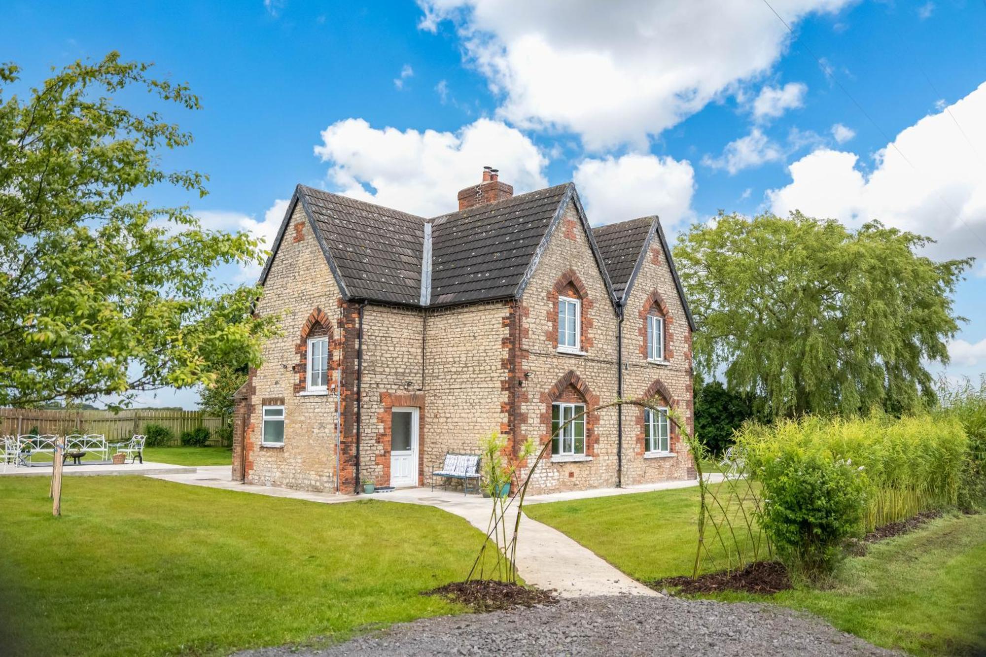 Large Country Cottage, Sleeps 8 - Spa Facilities, Garden Bar, Catering Services, Free Parking, Nature Reserve, Hen Parties Scunthorpe Exterior foto