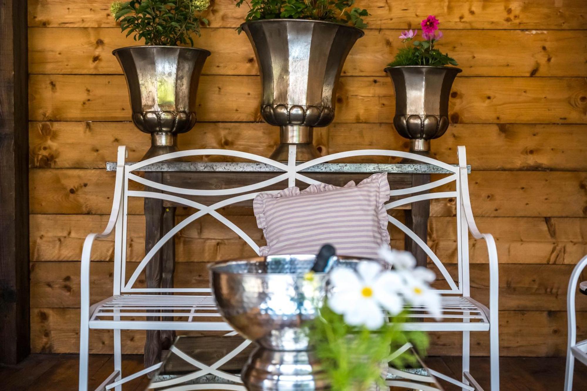 Large Country Cottage, Sleeps 8 - Spa Facilities, Garden Bar, Catering Services, Free Parking, Nature Reserve, Hen Parties Scunthorpe Exterior foto